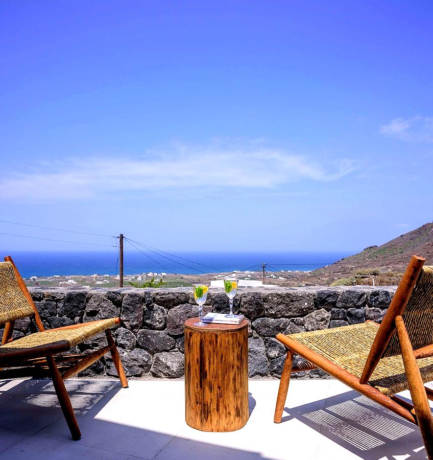 Ryolithos Suites